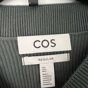 COS dark green crew neck sweatshirt